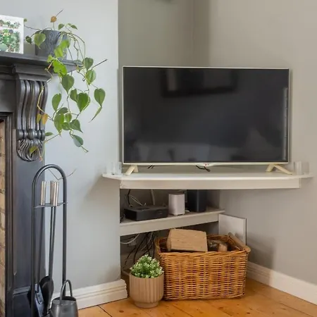 Guestready - Victorian Redbrick In Heart Of 4* Dublin