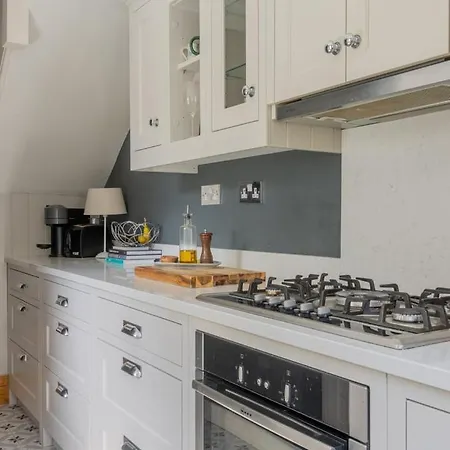 Gasthuis Guestready - Victorian Redbrick In Heart Of