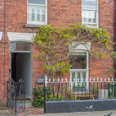 Guestready - Victorian Redbrick In Heart Of 4* Dublin
