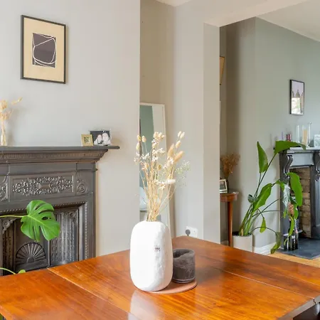 Pensionat Guestready - Victorian Redbrick In Heart Of
