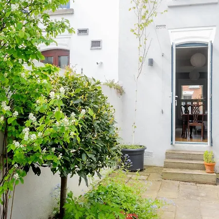 Guestready - Victorian Redbrick In Heart Of Pensionat Dublin